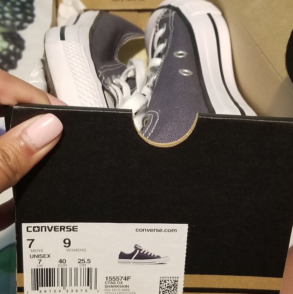 Grey converse ONLY WORN ONCE